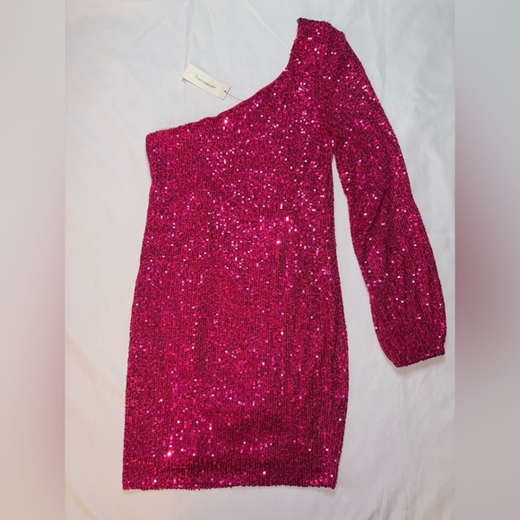 Crystal Doll NWT Size M Pink Sequin Kendell One Shoulder Long Sleeve Mini Dress - Picture 10 of 10